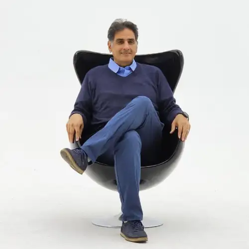 Author Image - دکتر رامین افشاری